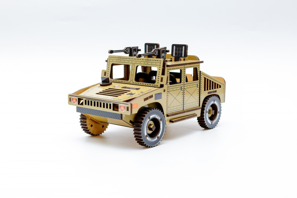 Дерев'яний 3D конструктор "Humvee"