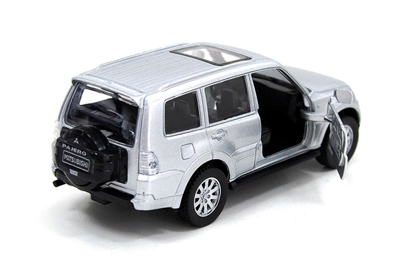 Автомодель - MITSUBISHI PAJERO 4WD Turbo (сріблястий)